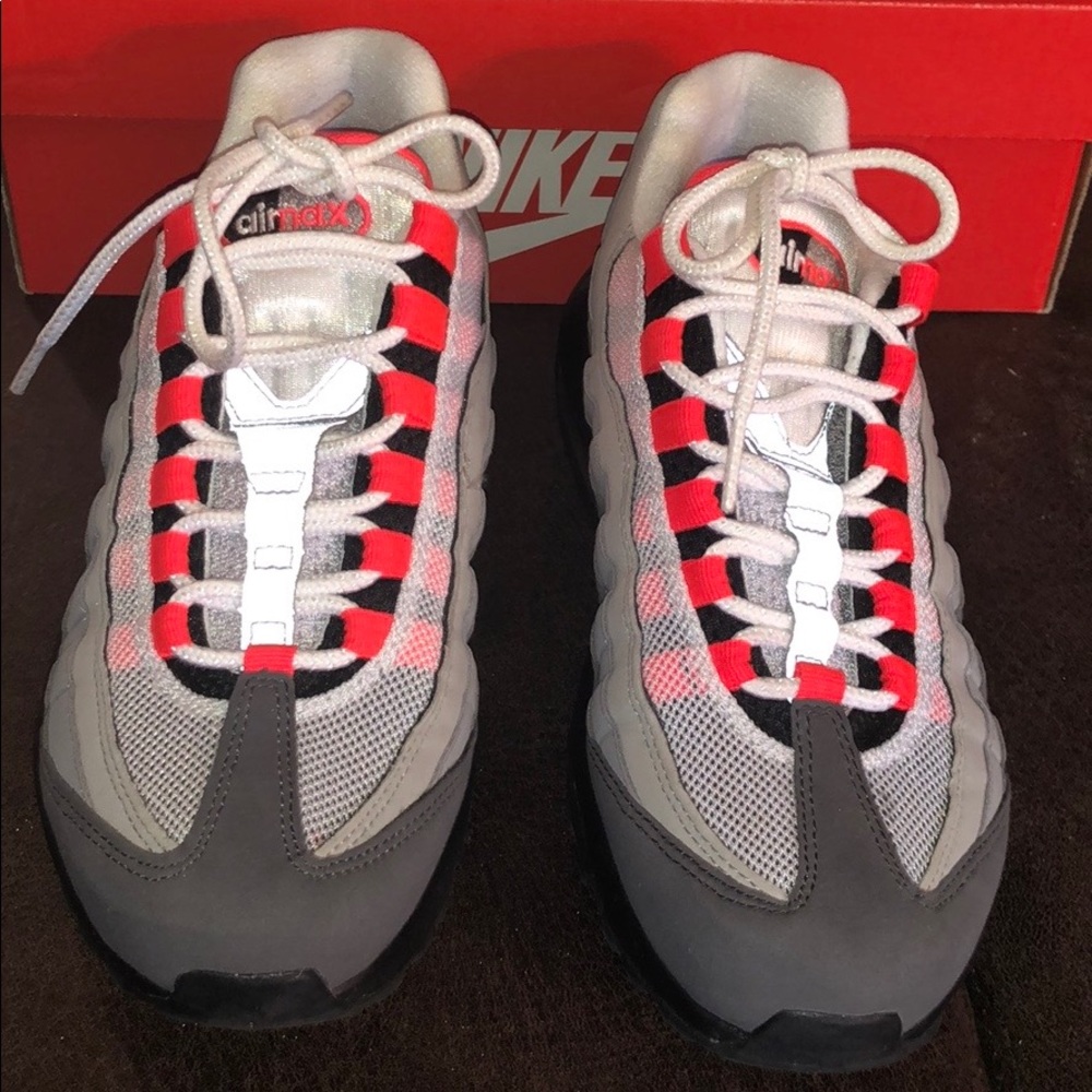 Nike Air Max 95 OG 'Solar Red' Mens Size 6.5